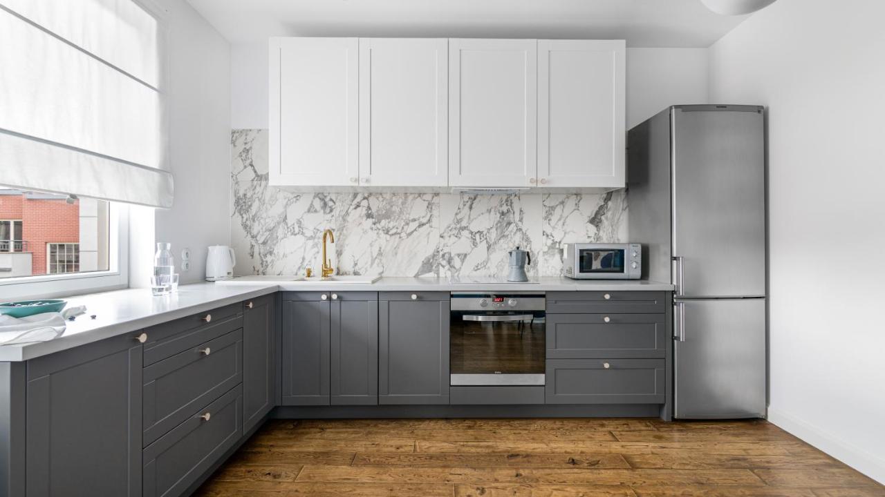 Comfy Apartments - Lastadia Lux กดัญสก์ ภายนอก รูปภาพ